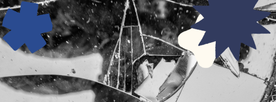 Smadret spejl Overview